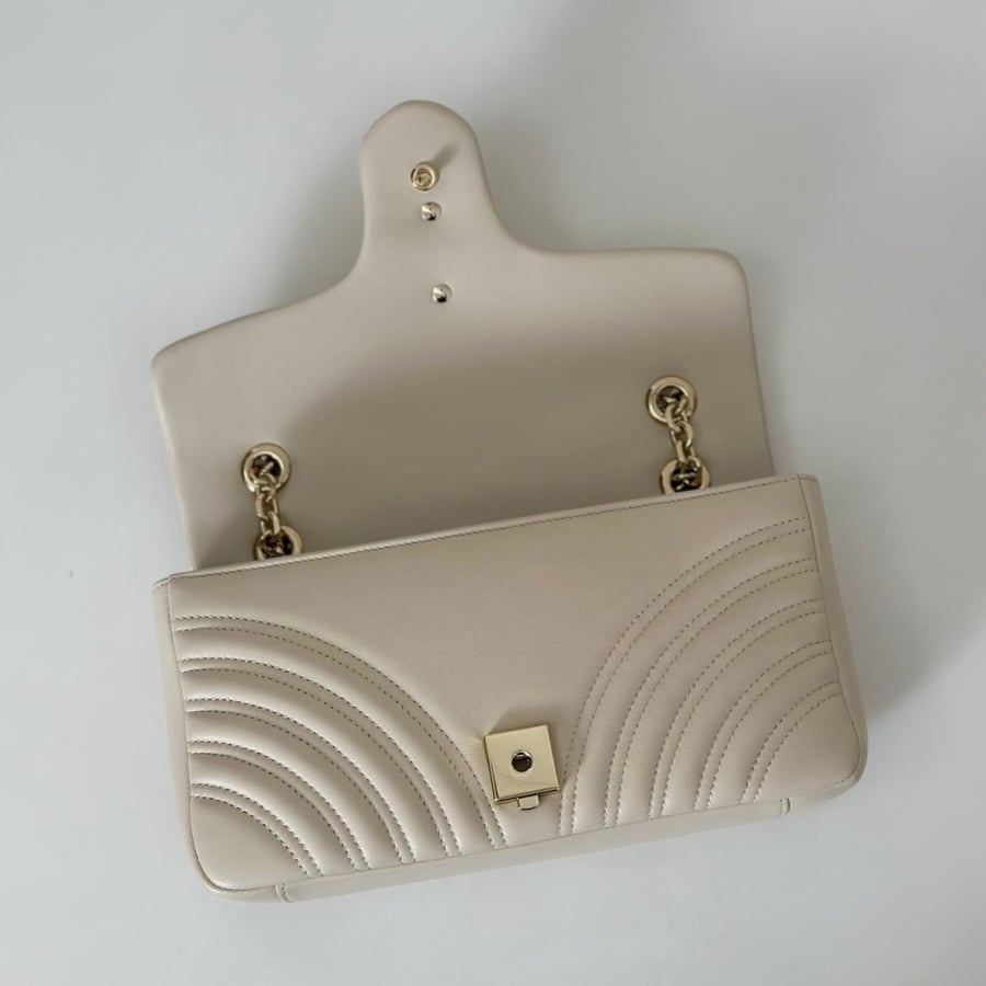 شنطة قوتشي جي جي مارومنت Gucci GG Marmont Medium Shoulder 26CM