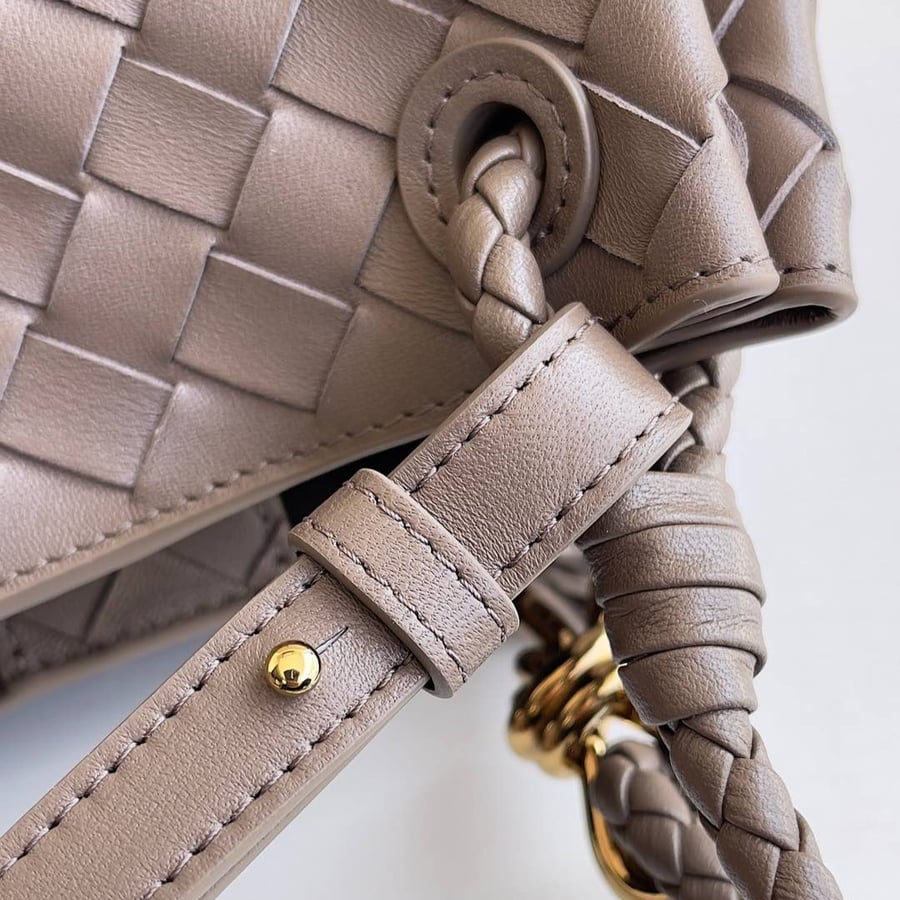 حقيبة باراشوت صغيرة من أنديامو Small Andiamo Parachute Bag