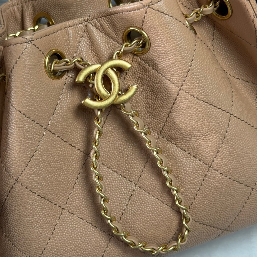 حقيبة شانيل هوبو مقاس ميني  Chanel Hobo 26c Mini