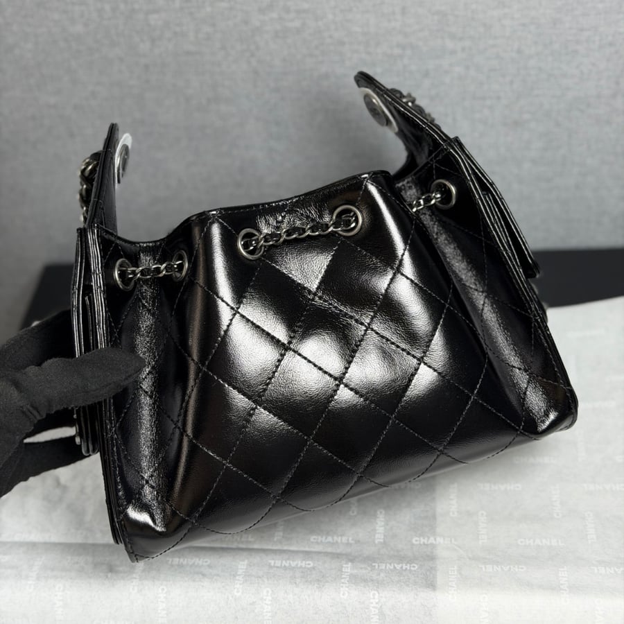 حقيبة شانيل هوبو مقاس ميني Chanel Hobo 26c Mini
