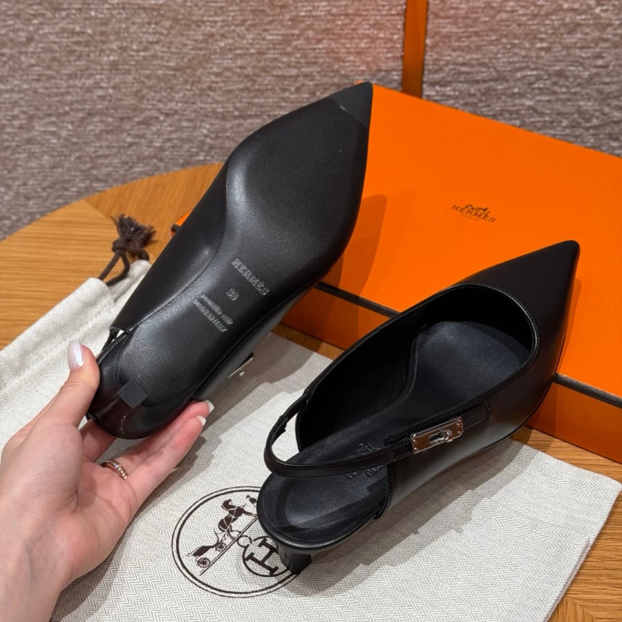 صندل هيرميس هاند ميد Hermes 616 Lover SANDAL