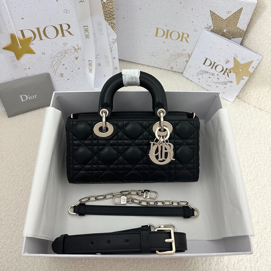 شنطة ديور لون أسود Small Lady D-Joy Bag