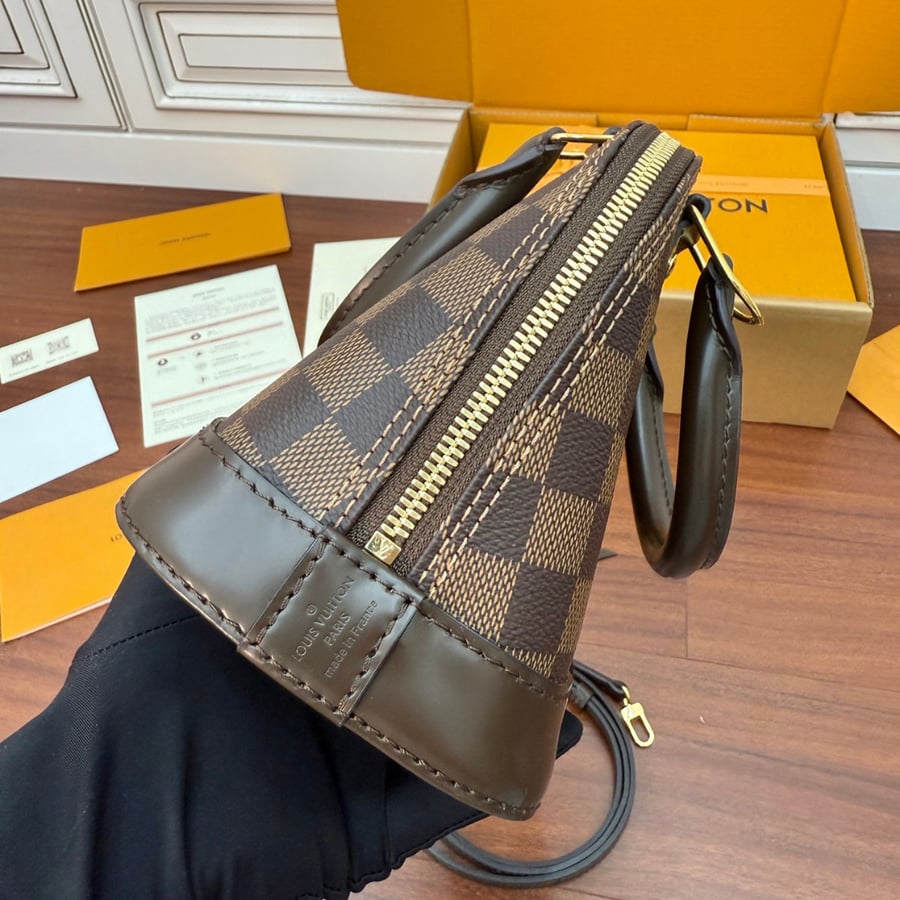 شنطة لويس فيتون N40606 Alma BB Monogram Canvas LV
