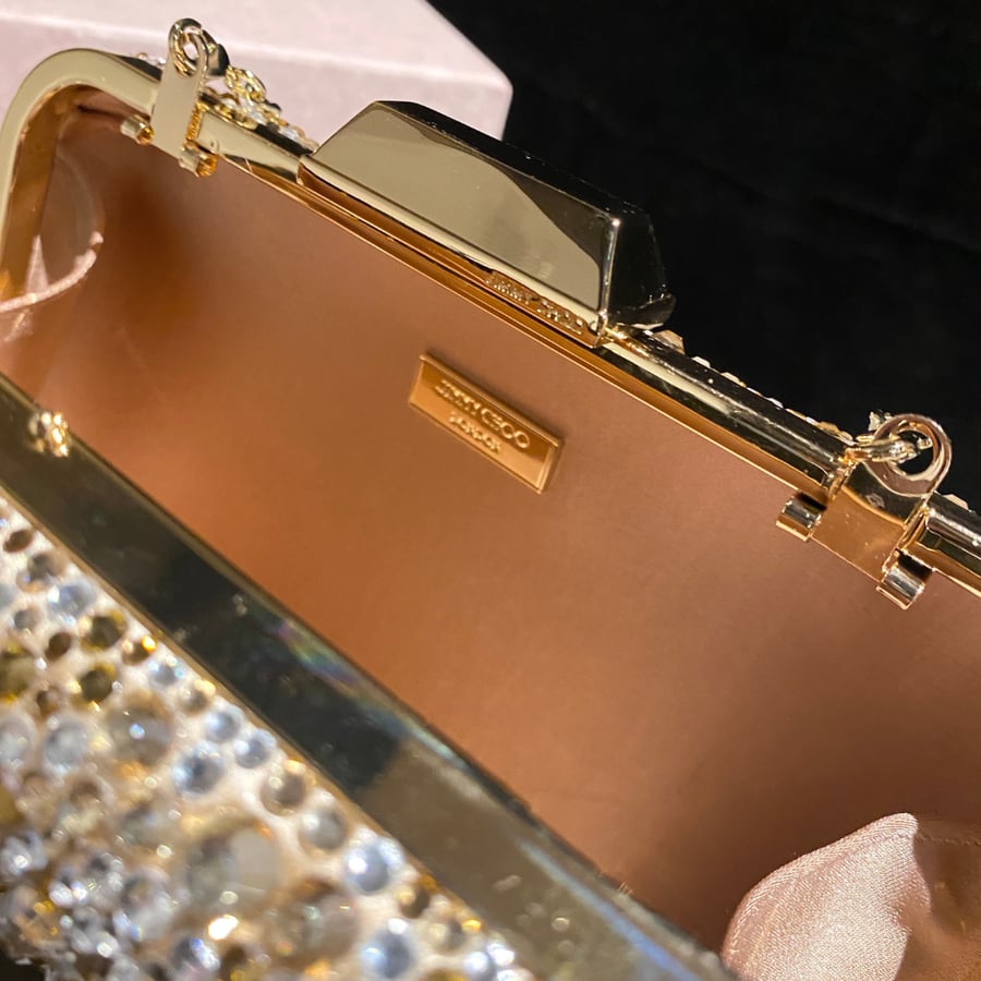 حقيبة يد كلاتش جيمي تشو مرصعة بالكريستال Jimmy Choo Cloud Clutch