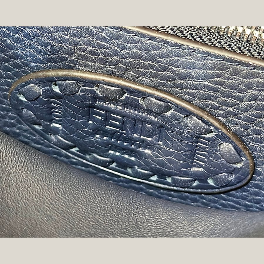 حقيبة فيندي بيكابو Fendi Peekaboo Night Mist Blue