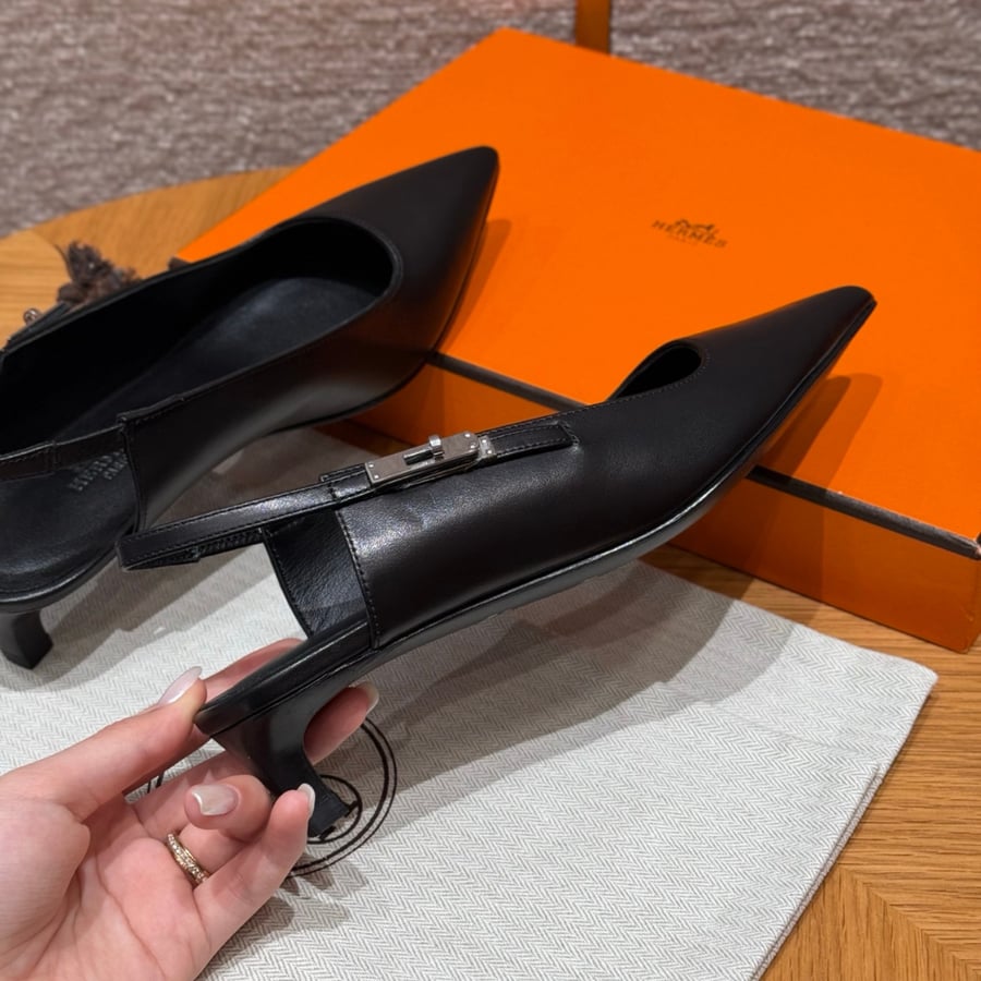 صندل هيرميس هاند ميد Hermes 616 Lover SANDAL
