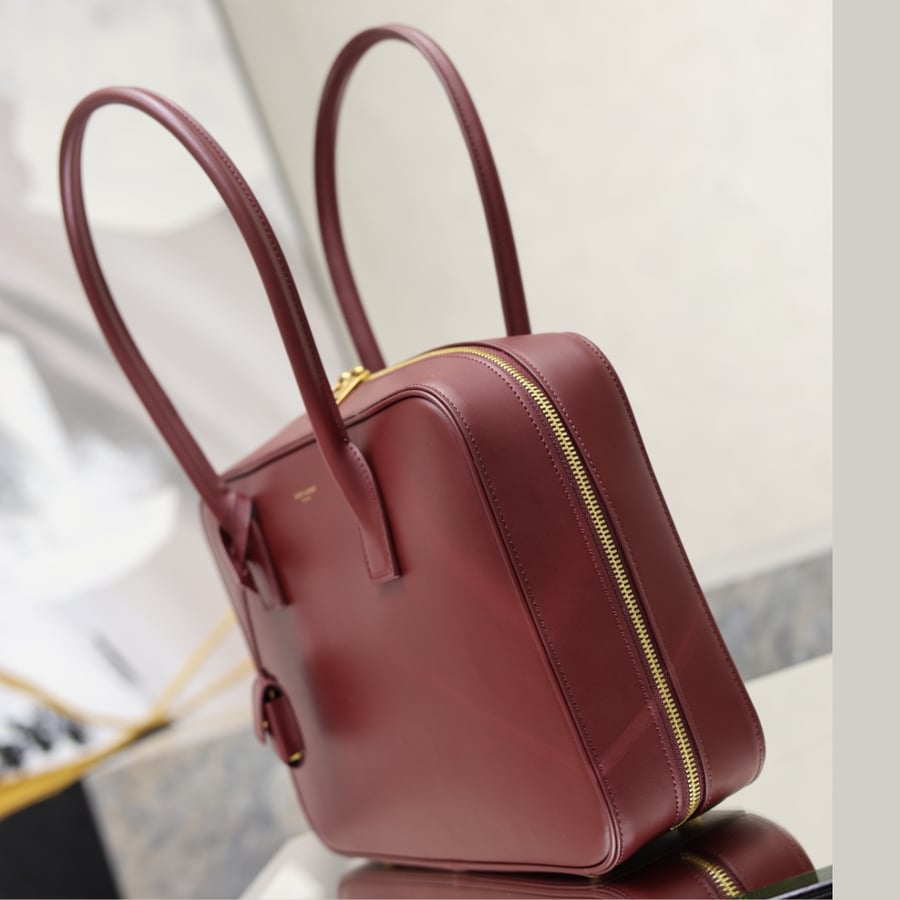 حقيبة سان لوران الحجم الكبير Saint Laurent SAC DE JOUR