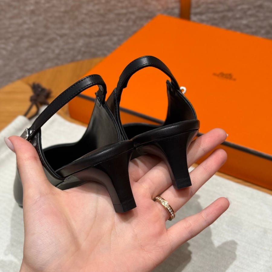 صندل هيرميس هاند ميد Hermes 616 Lover SANDAL