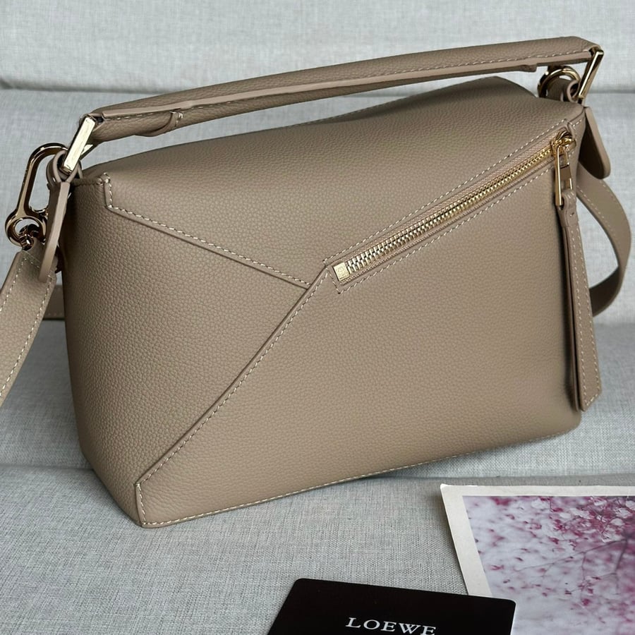 حقيبة لويفي بازل إيدج حجم صغير Small Puzzle Edge bag 24CM
