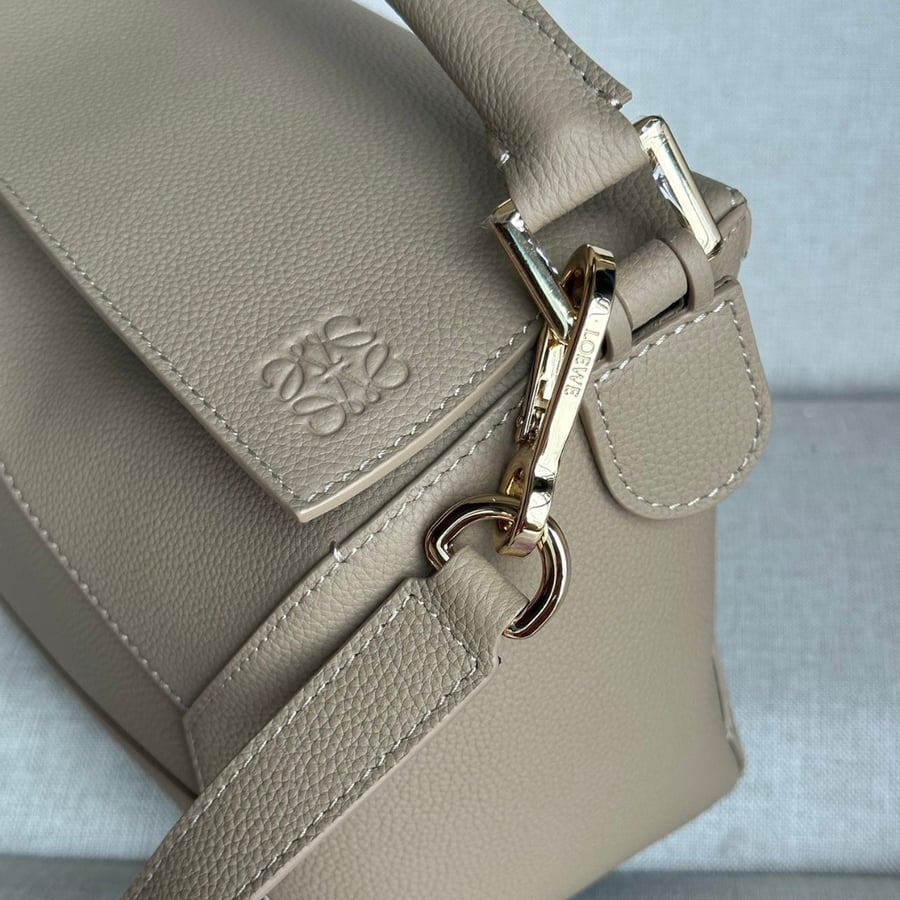 حقيبة لويفي بازل إيدج حجم صغير Small Puzzle Edge bag 24CM