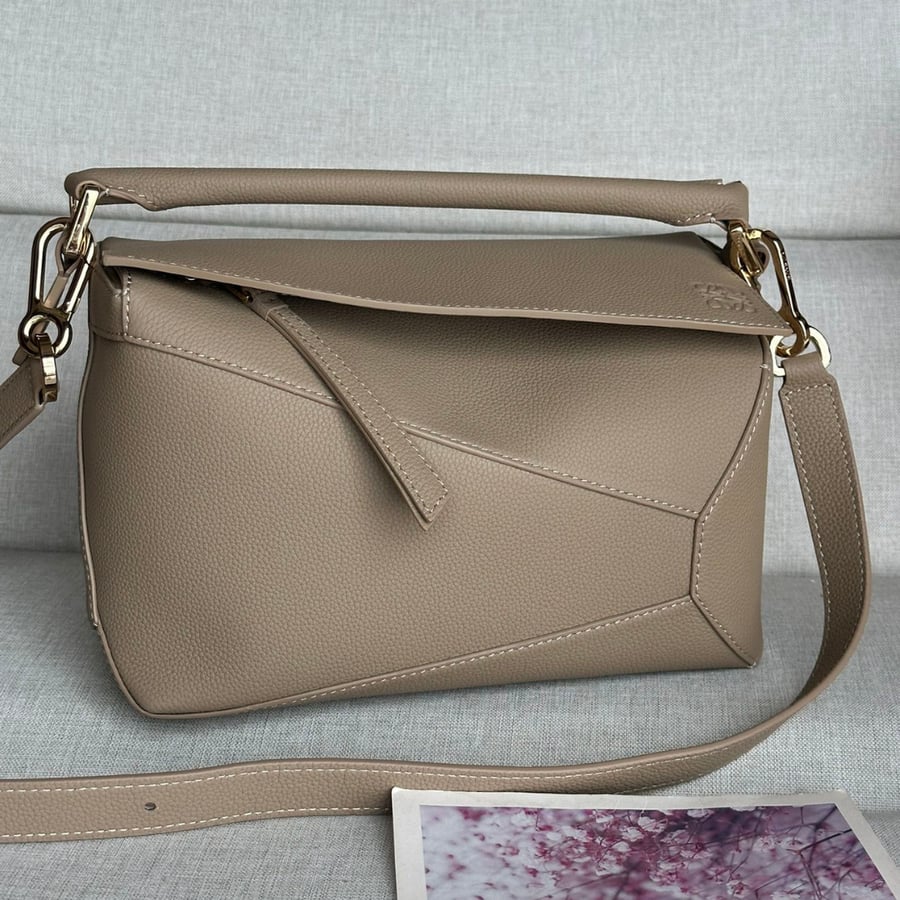 حقيبة لويفي بازل إيدج حجم صغير Small Puzzle Edge bag 24CM