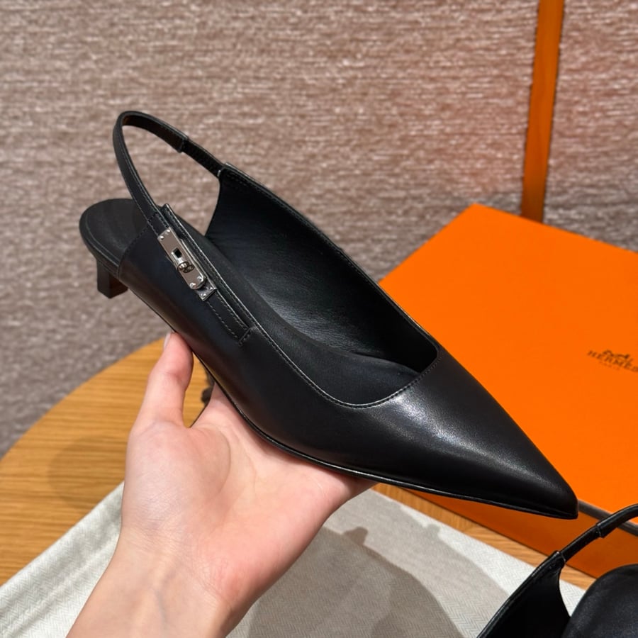 صندل هيرميس هاند ميد Hermes 616 Lover SANDAL