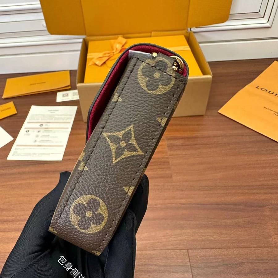 حقيبة فيليسيه بوشيت M81896 Félicie Pochette