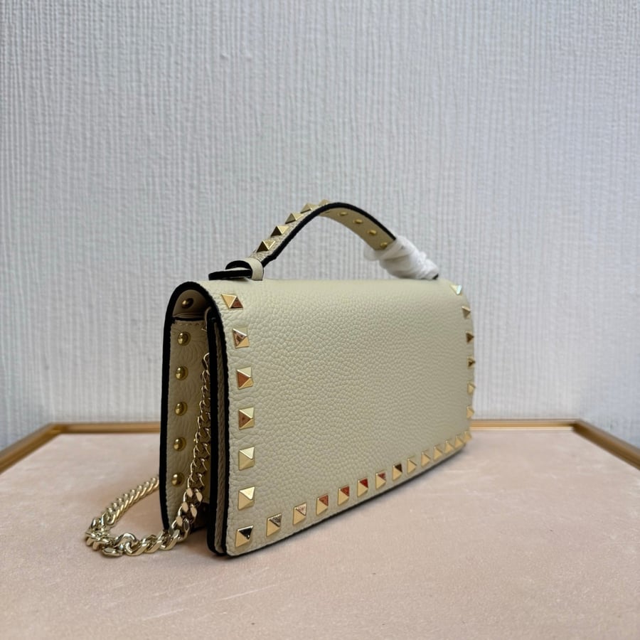 حقيبة فالنتينو Valentino Garavani Vring