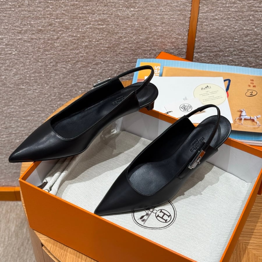 صندل هيرميس هاند ميد Hermes 616 Lover SANDAL