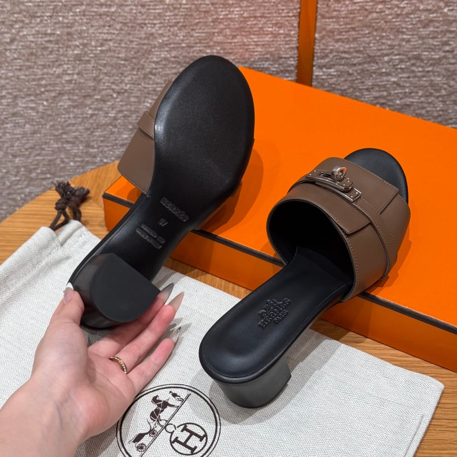 صندل جيجي كيلي بكعب عال هاند ميد Hermes 187 Gigi kelly SANDAL