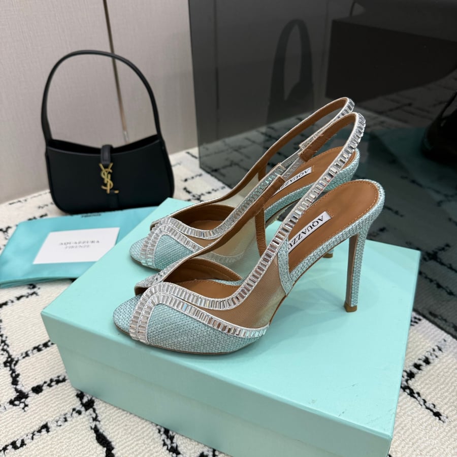 صندل أكوازورا بكعب عال مزين بالكريستال AQUAZZURA Sandal
