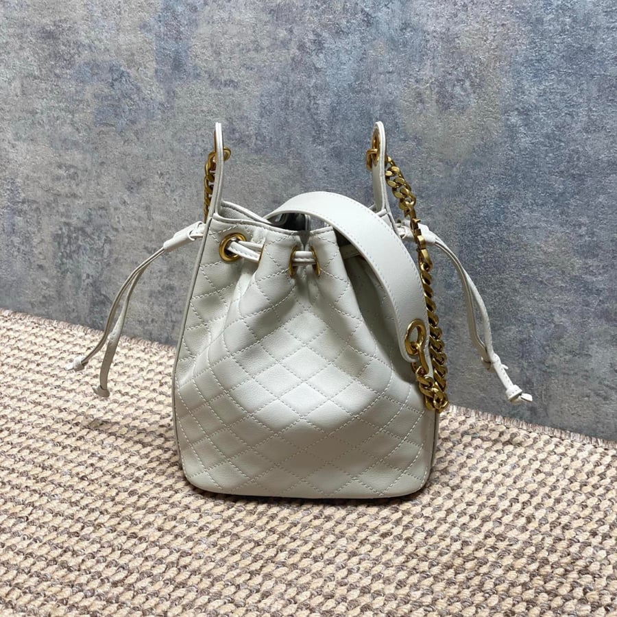 حقيبة سانت لوران كاساندر باكيت Saint Laurent Cassandre Small Bucket