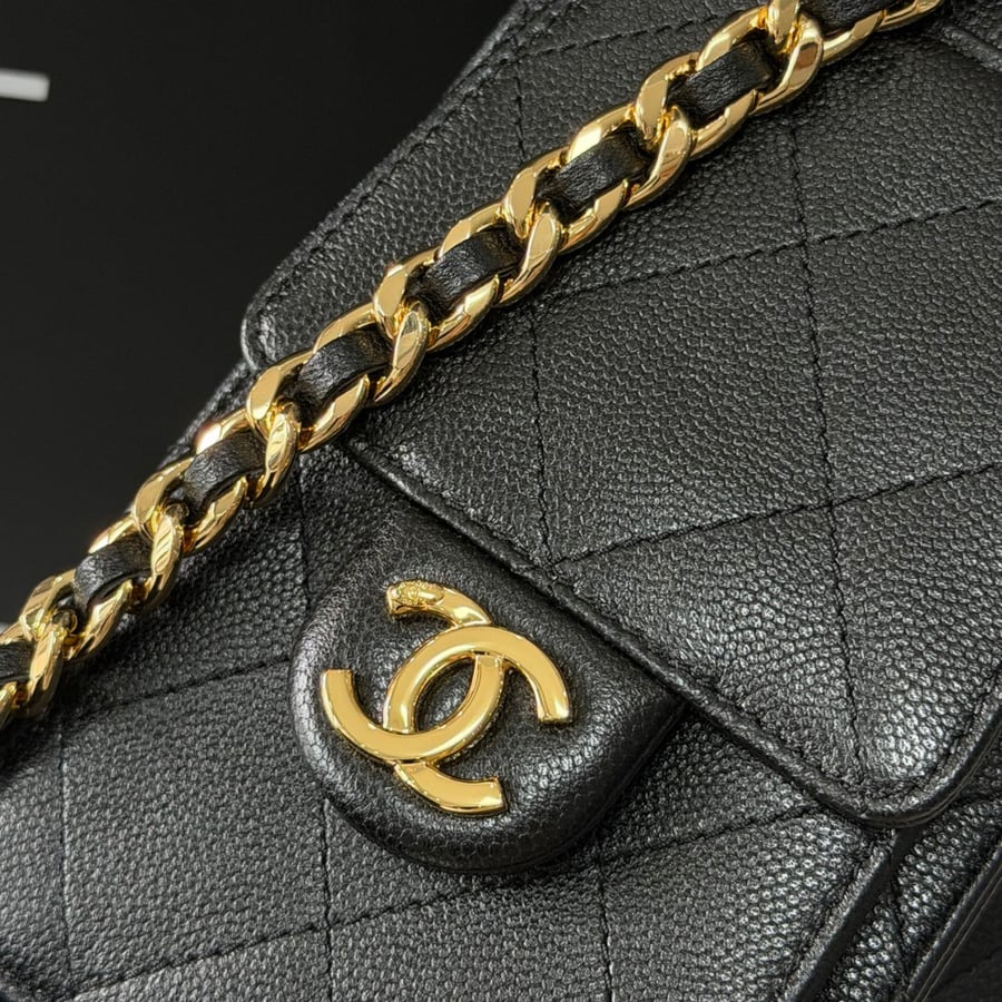 chanel-mini-hobo-caviar-leather-hardware-gold-shiny-amostore-sa-1