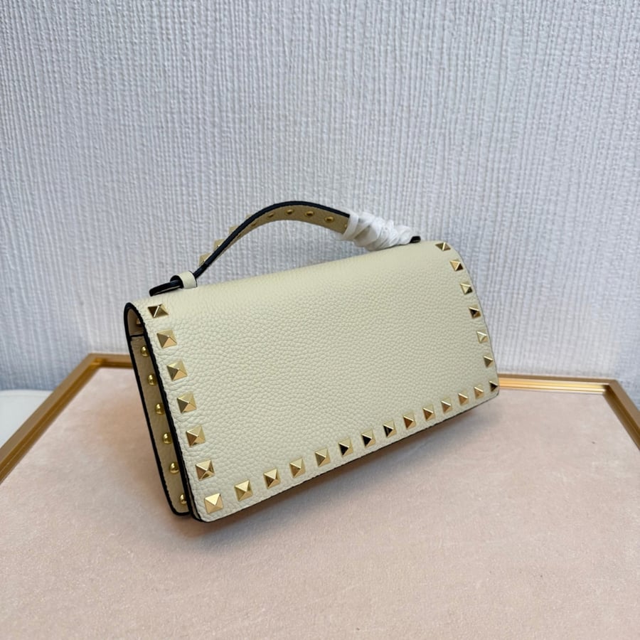 حقيبة فالنتينو Valentino Garavani Vring