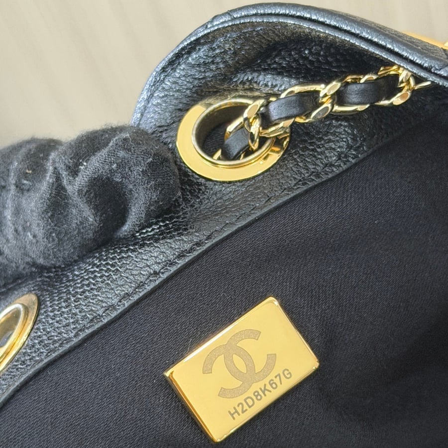 chanel-mini-hobo-caviar-leather-hardware-gold-shiny-amostore-sa-1