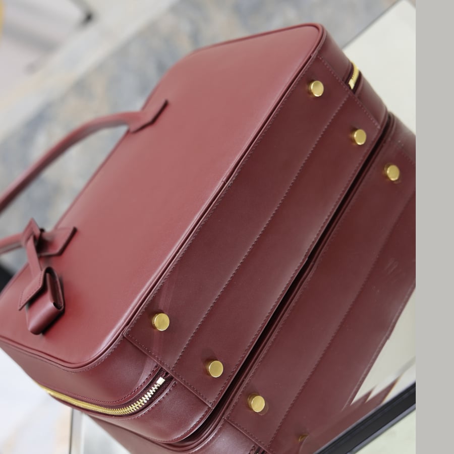 حقيبة سان لوران الحجم الكبير Saint Laurent SAC DE JOUR