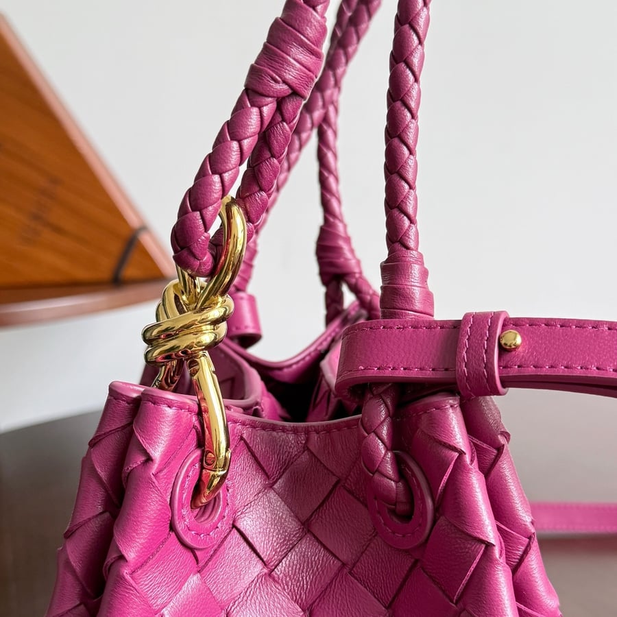 حقيبة باراشوت صغيرة من أنديامو Small Andiamo Parachute Bag