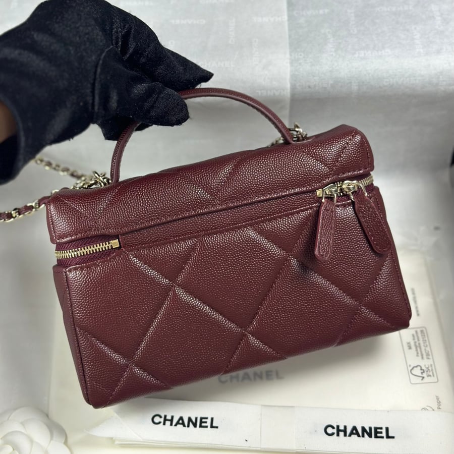 حقيبة شانيل بنقشة ماسية كبيرة  Chanel 25K LP