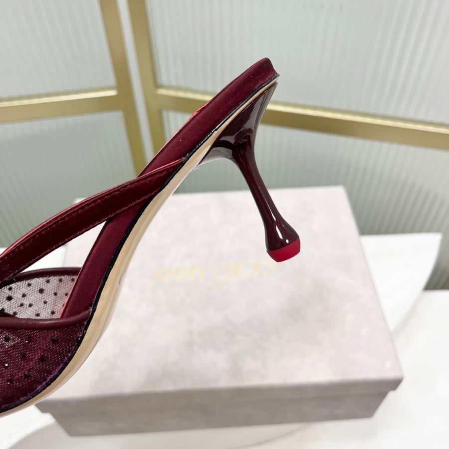 صندل جيمي تشو ساكورا تصميم كلاسيكي أنيق لون برغندي JIMMY CHOO