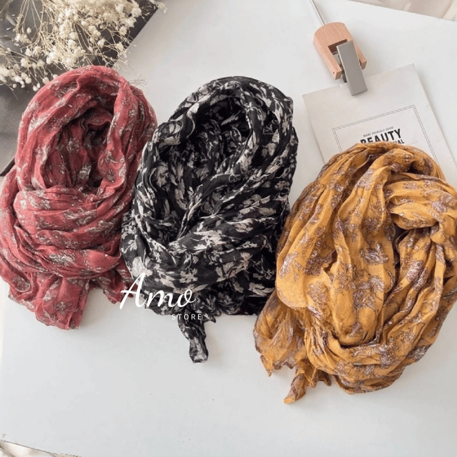 Women's shawl with floral colors MA1104