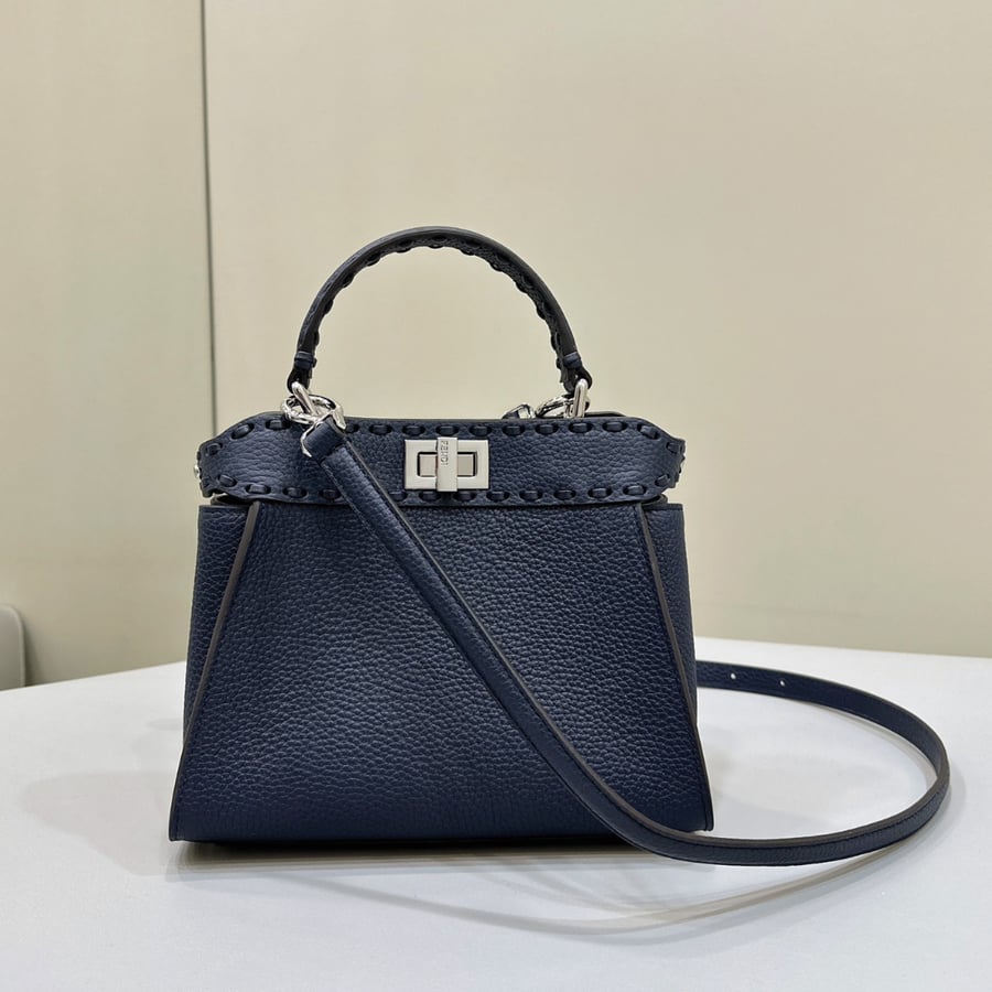 حقيبة فيندي بيكابو Fendi Peekaboo Night Mist Blue