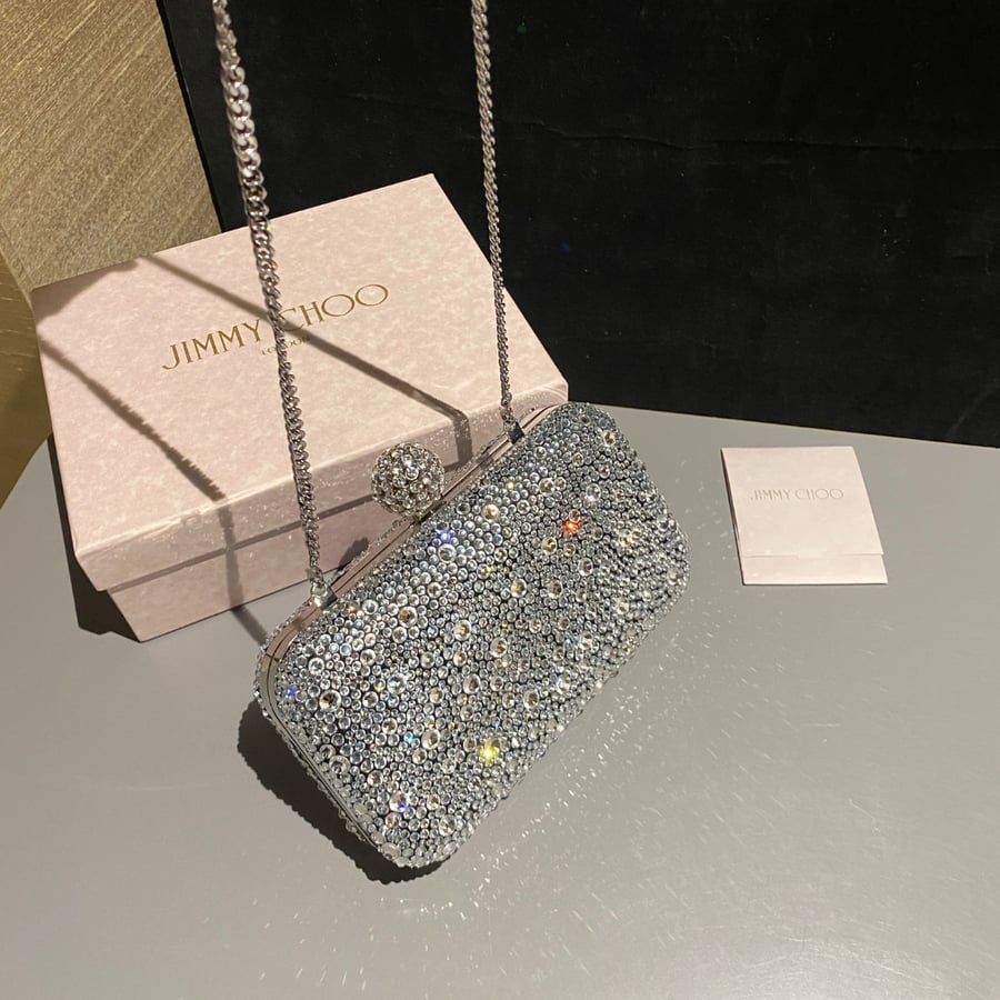 حقيبة يد كلاتش جيمي تشو مرصعة بالكريستال Jimmy Choo Cloud Clutch