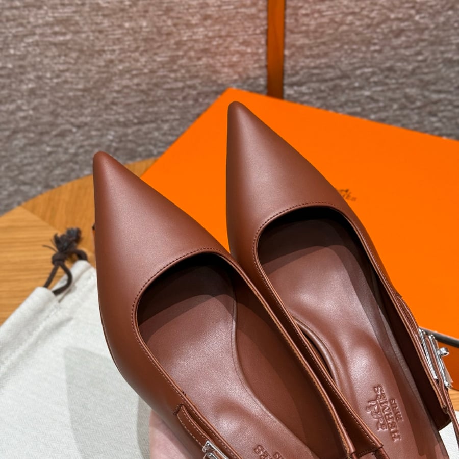 صندل هيرميس هاند ميد Hermes 616 Lover SANDAL