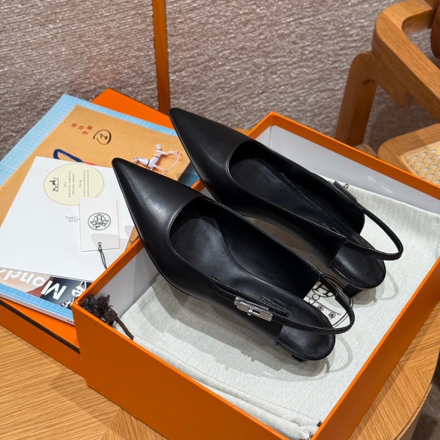 صندل هيرميس هاند ميد Hermes 616 Lover SANDAL