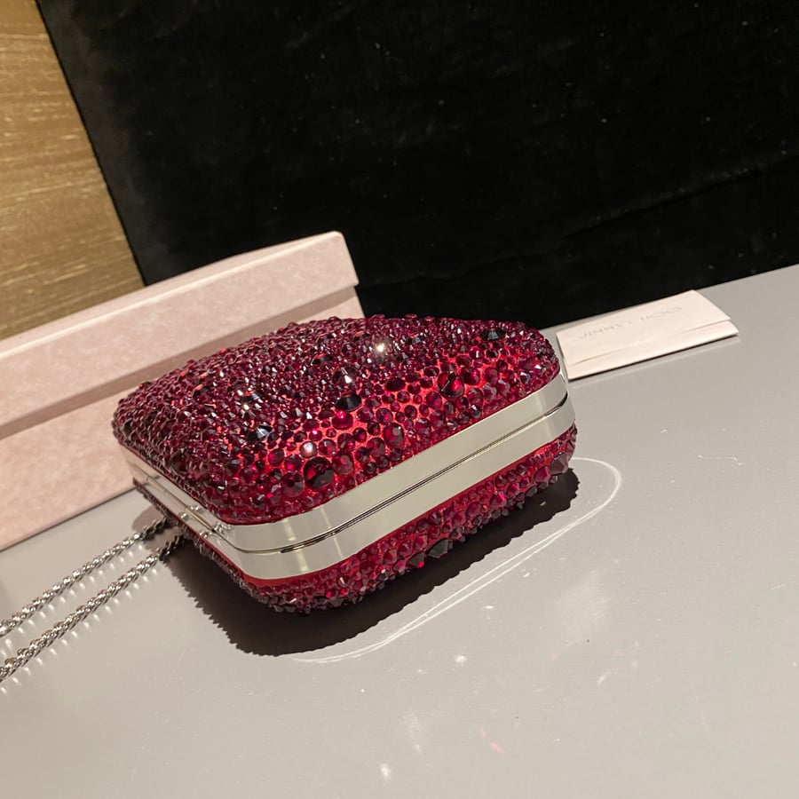 حقيبة يد كلاتش جيمي تشو مرصعة بالكريستال Jimmy Choo Cloud Clutch