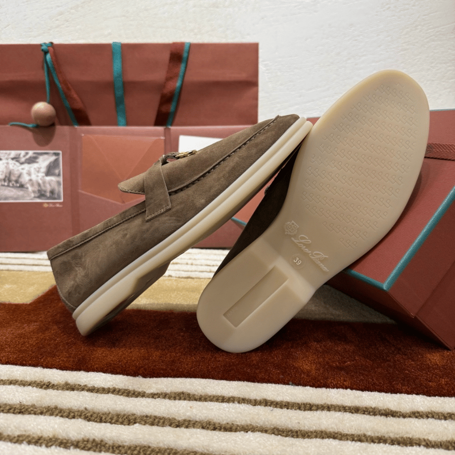 حذاء لورو بيانا نسائي Loro Piana Womens Flat Shoes