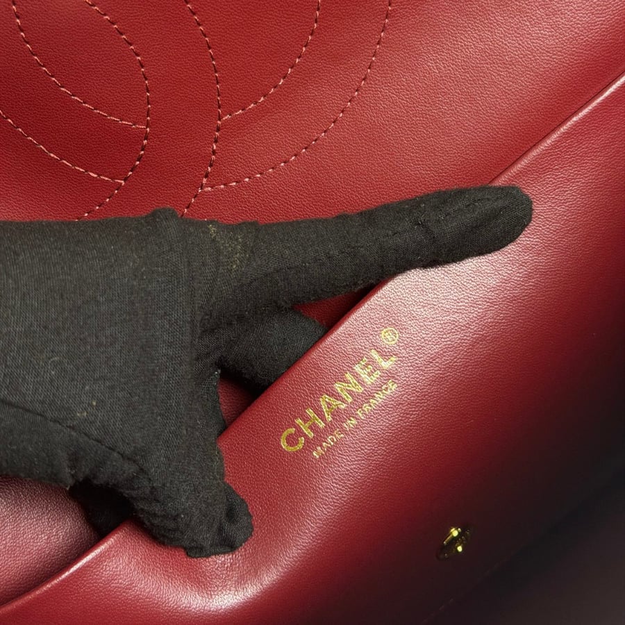 حقيبة شانيل بنقشة جلد التمساح لون عنابي CHANEL 26A Crocodile Emboss CF