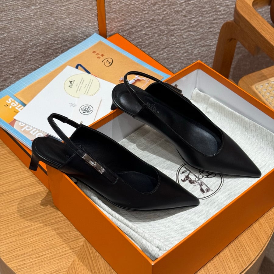 صندل هيرميس هاند ميد Hermes 616 Lover SANDAL