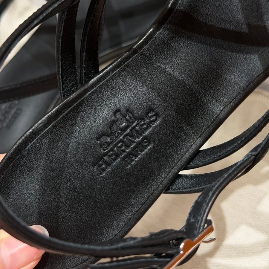 صندل هيرميس هاند ميد Hermes 631 Muse SANDAL