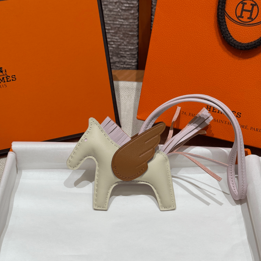 تعليقة حقائب هيرميز الفاخرة بتصميم الحصان Hermès Rodeo Pegase PM Charm