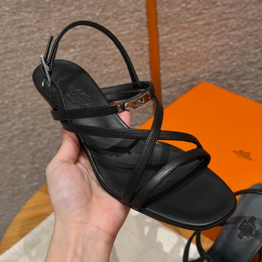 صندل هيرميس هاند ميد Hermes 631 Muse SANDAL