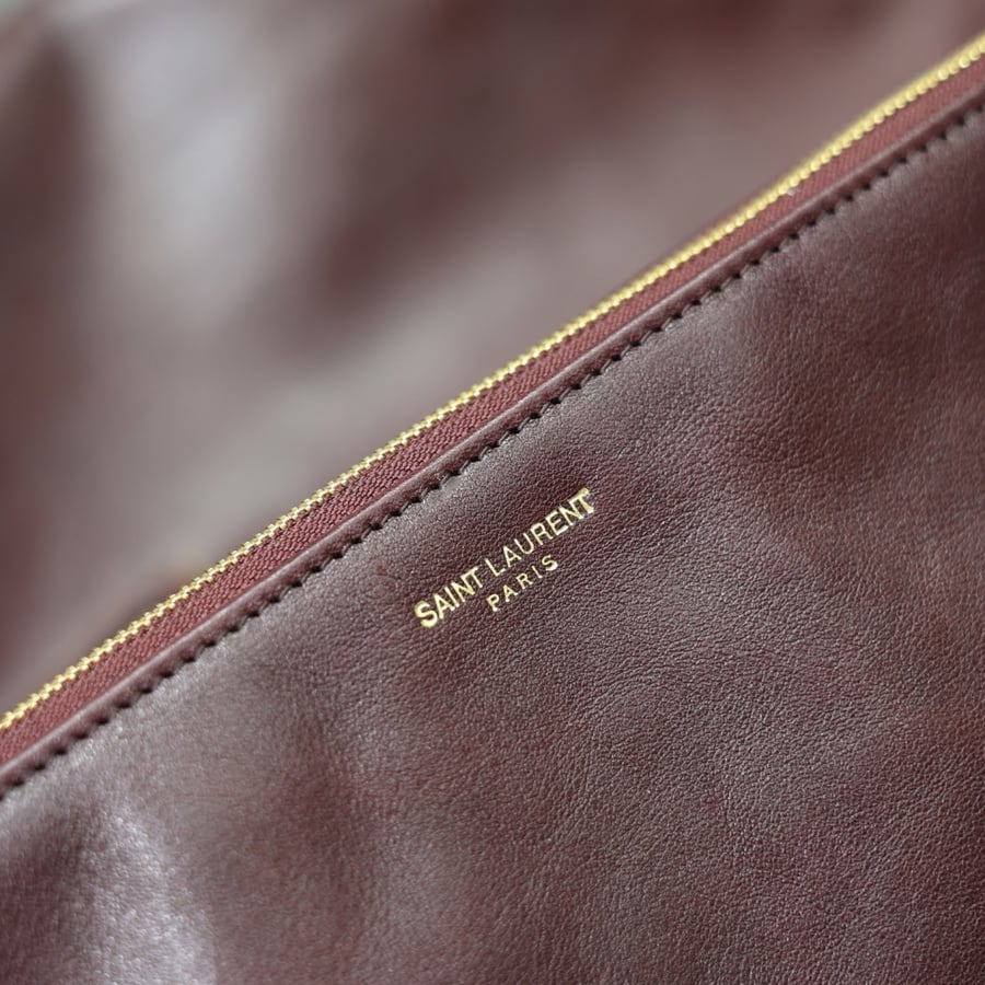 حقيبة سانت لوران حقيبة ICARE لون برغندي Saint Laurent