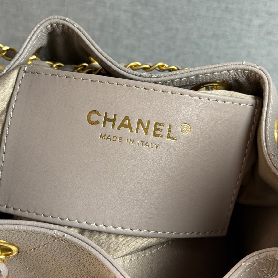 حقيبة شانيل هوبو مقاس ميني Chanel Hobo 26c Mini