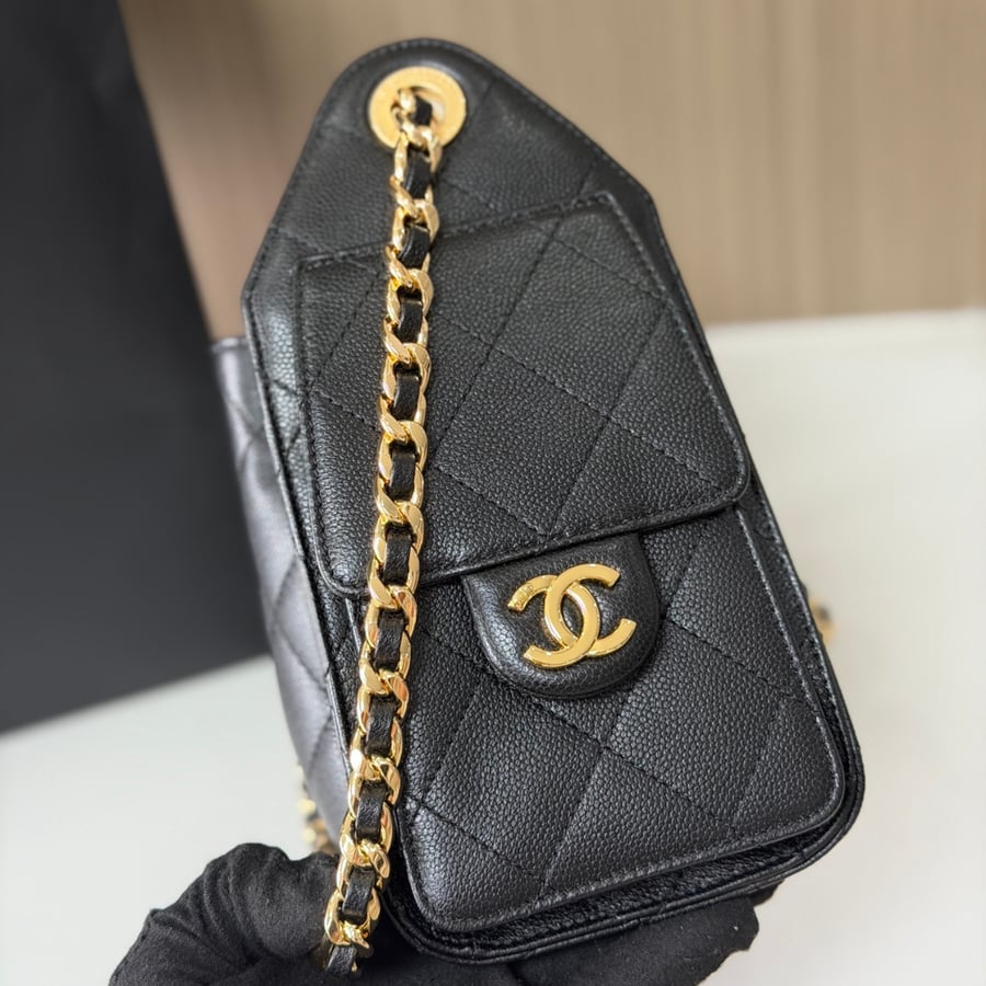 chanel-mini-hobo-caviar-leather-hardware-gold-shiny-amostore-sa-1