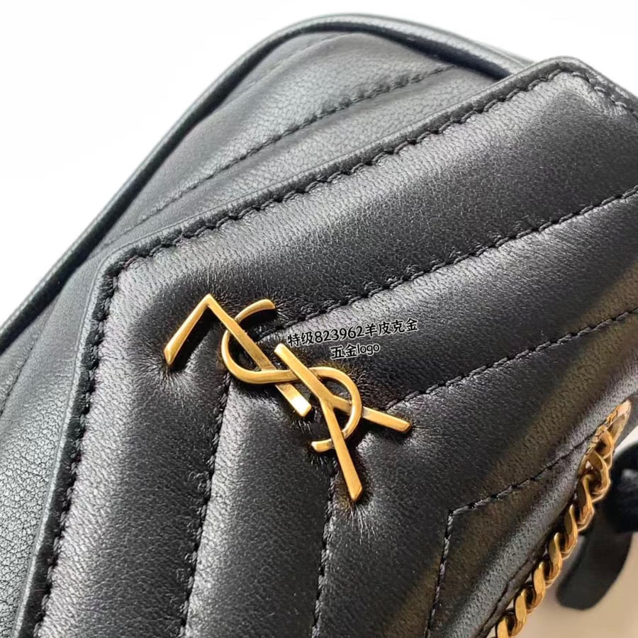حقيبة سانت لوران LOULOU صغيرة من جلد الحمل Saint Laurent