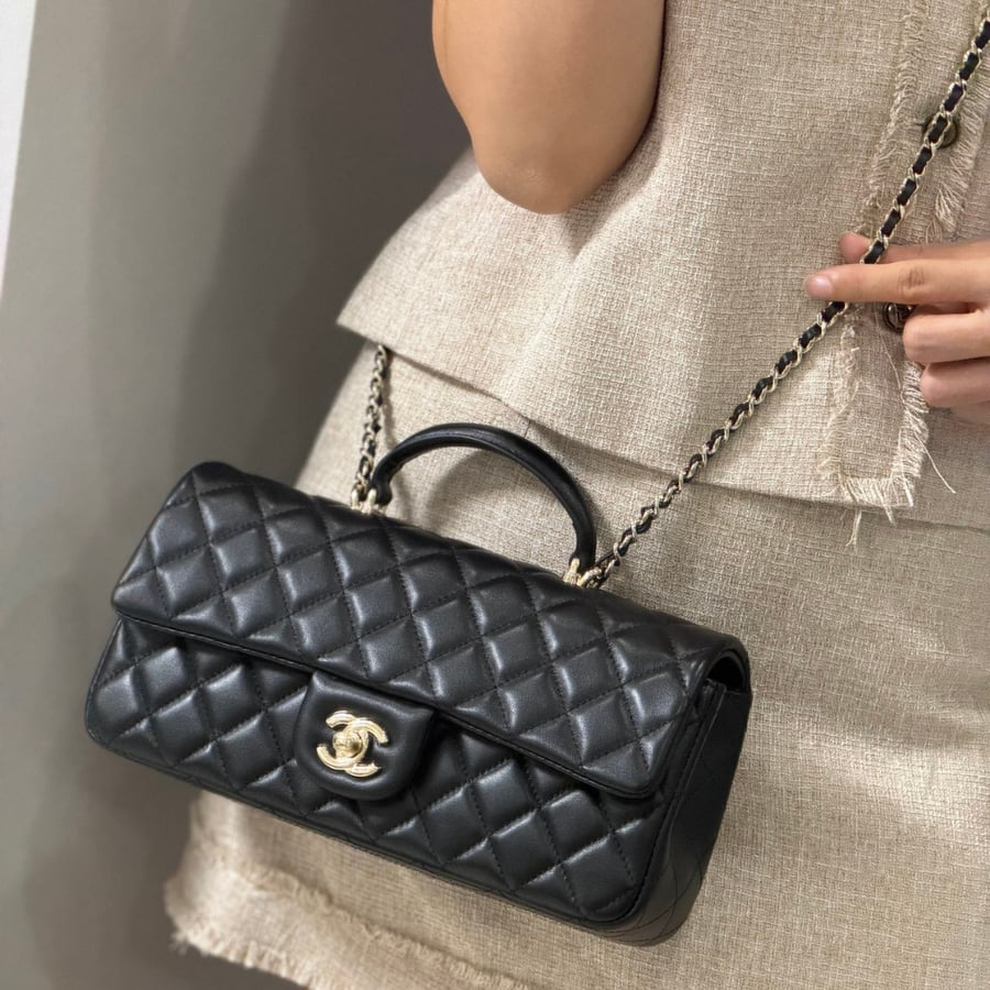 حقيبة شانيل صغيرة بمقبض علوي Top Handle Mini Flap Chanel