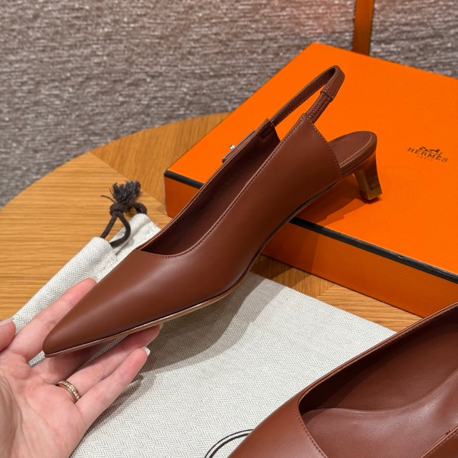 صندل هيرميس هاند ميد Hermes 616 Lover SANDAL