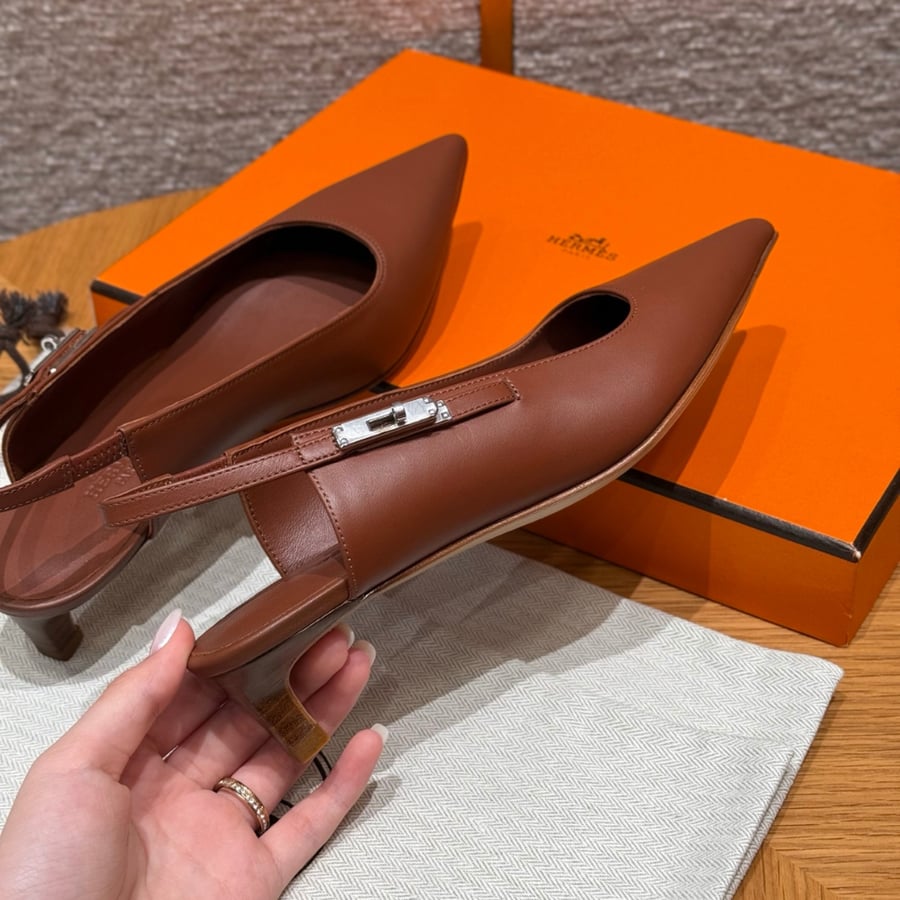 صندل هيرميس هاند ميد Hermes 616 Lover SANDAL