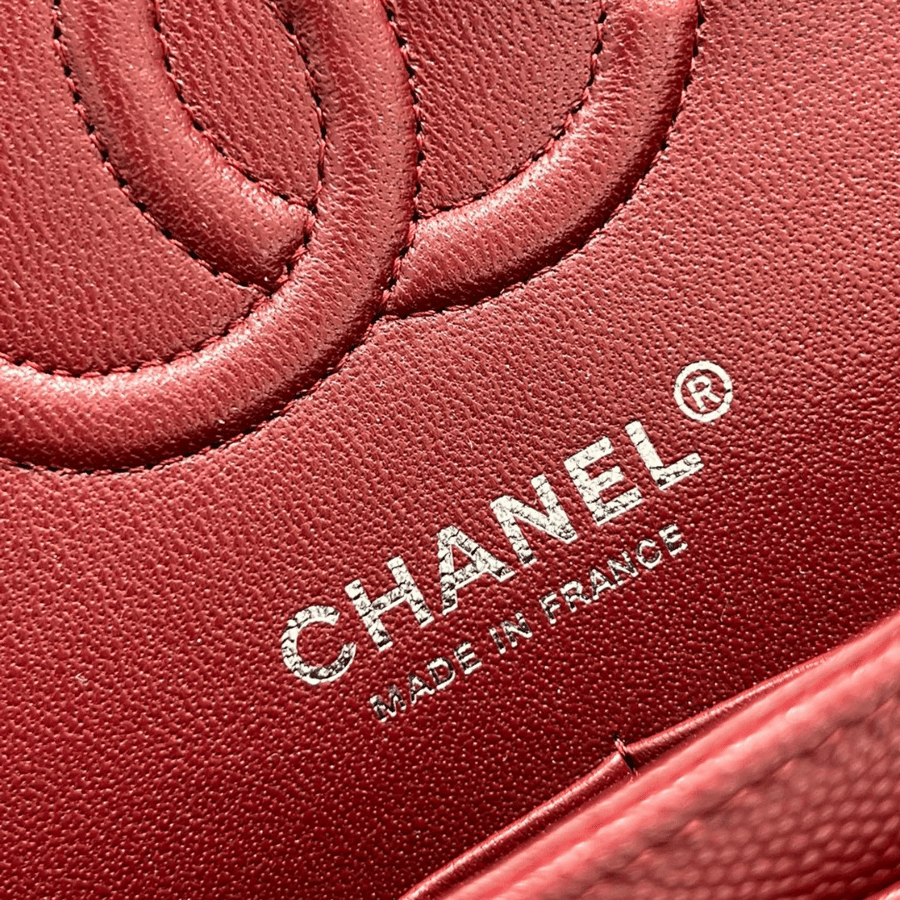 حقيبة شانيل كلاسيك جلد كافيار مقاس 23 Chanel Classic Flap Small Size
