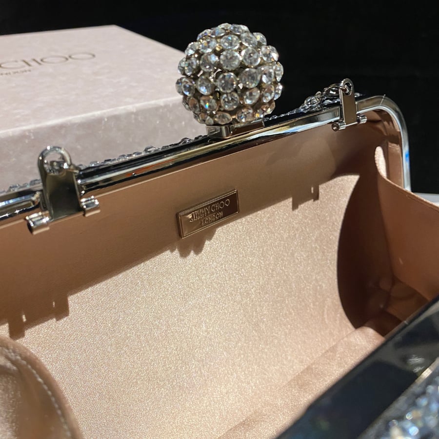 حقيبة يد كلاتش جيمي تشو مرصعة بالكريستال Jimmy Choo Cloud Clutch